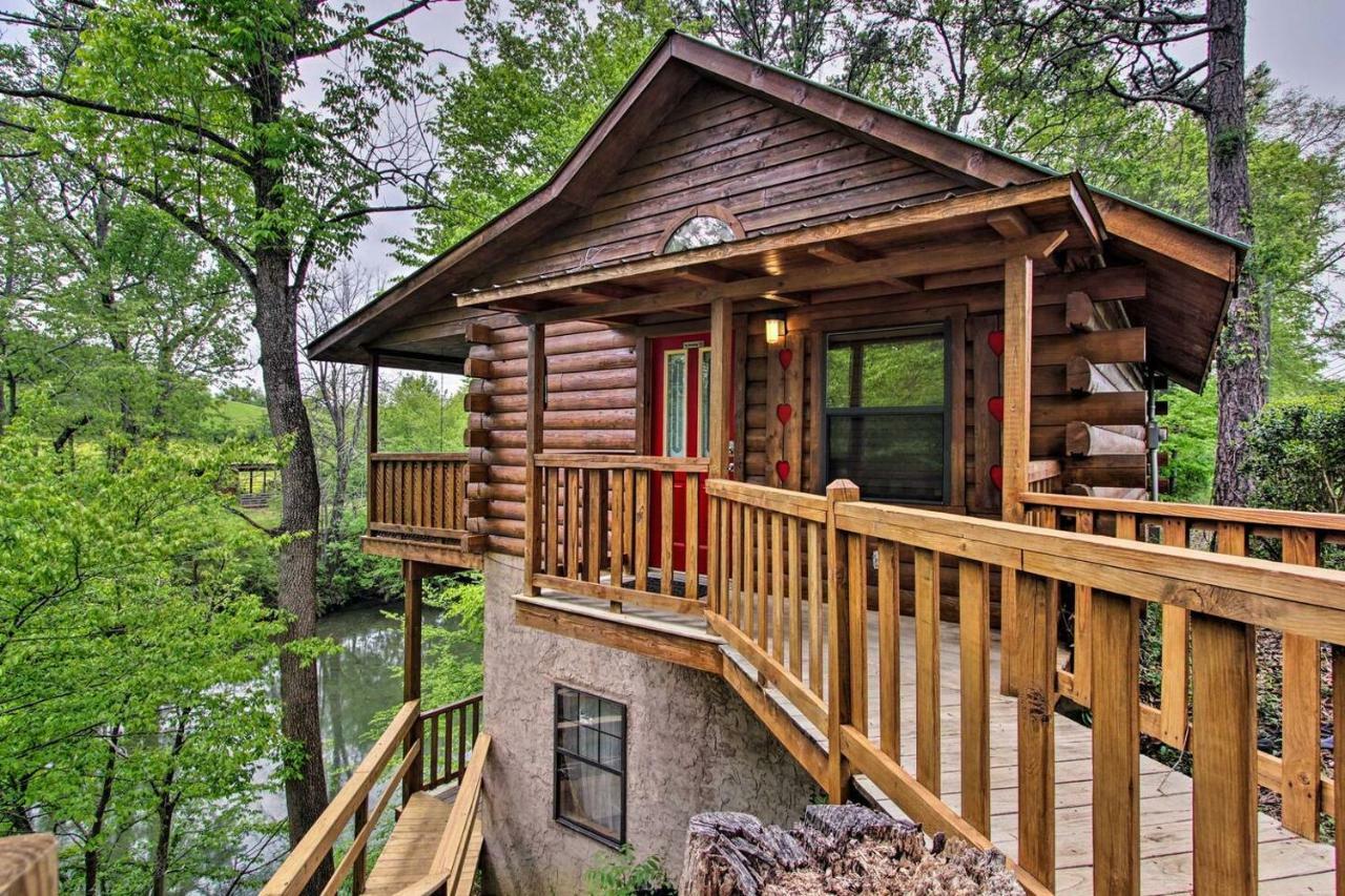 River Rush- Cozy Riverfront Cabin 5 Mi To Pigeon Forge Sevierville Exterior photo